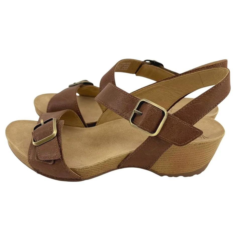 Dansko Trinity Womens Brown Leather Sandals Buckle Slingback Shoes Size 38 (7.5)